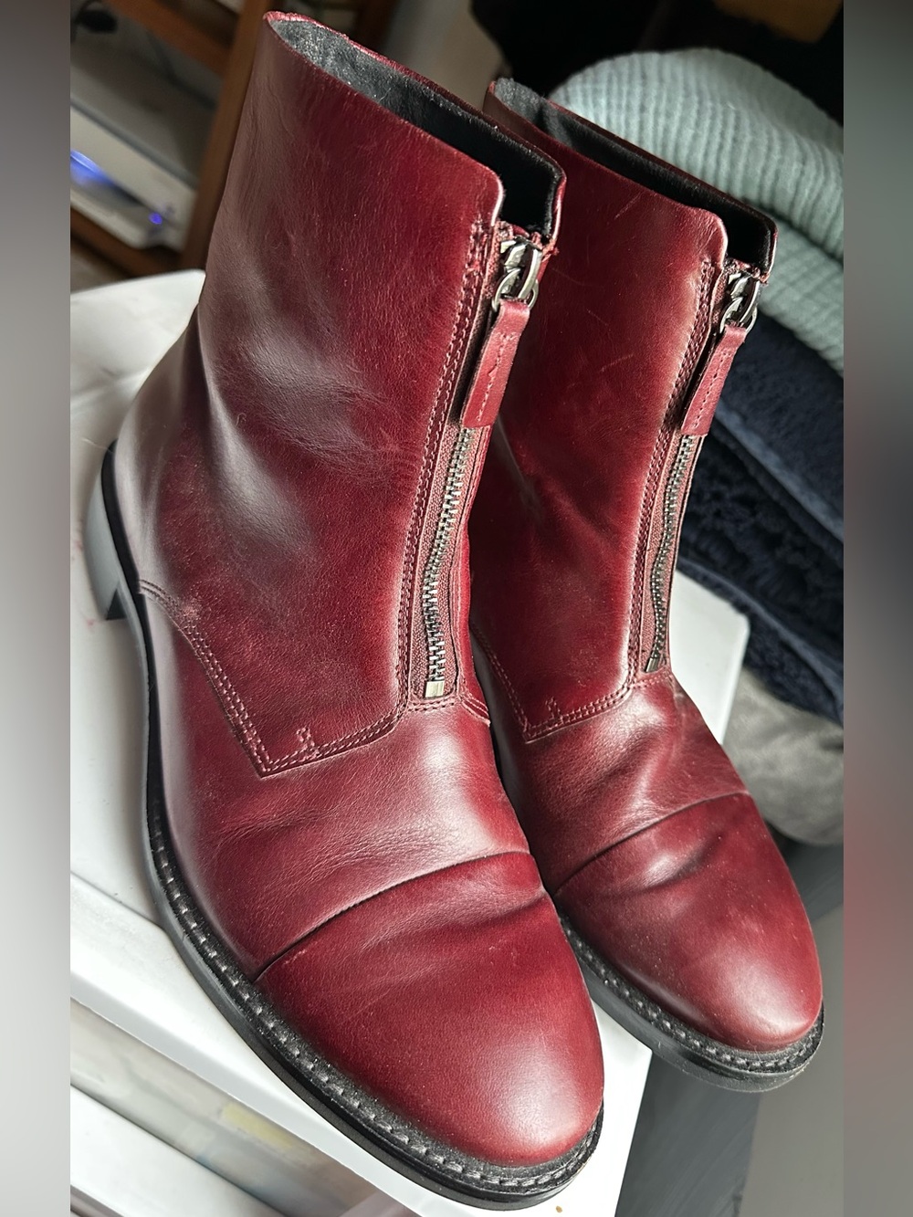 Ecco Soft Burgundy Leather Zip Up Ankle Boot Size 41 US 10-10.5 Made In Portugal